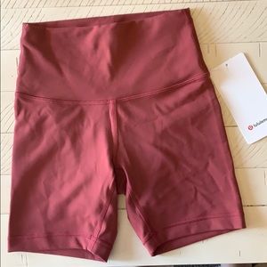 NWT Lululemon Wunder Under Train HR Short 6”